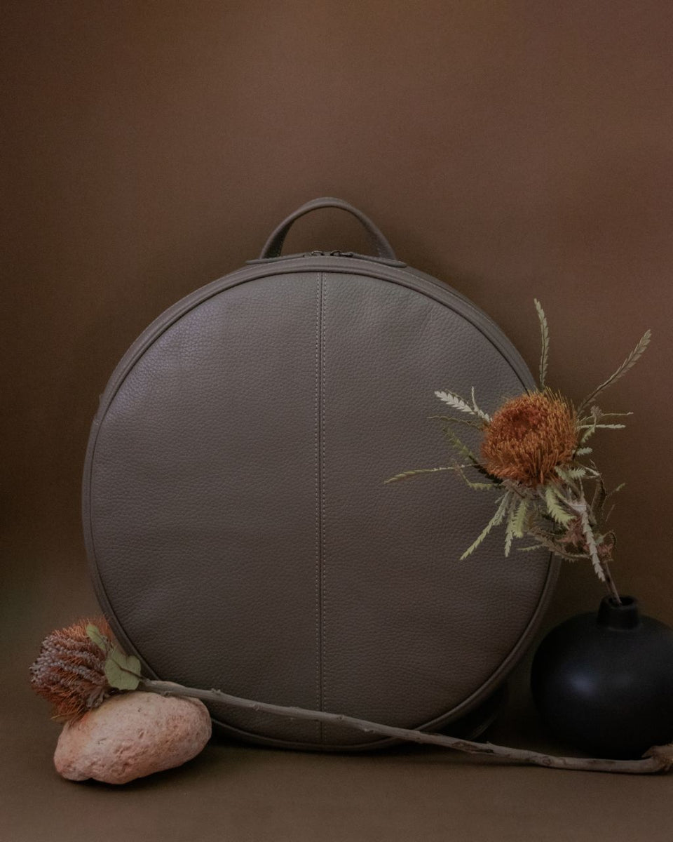 Matt and store nat circle backpack