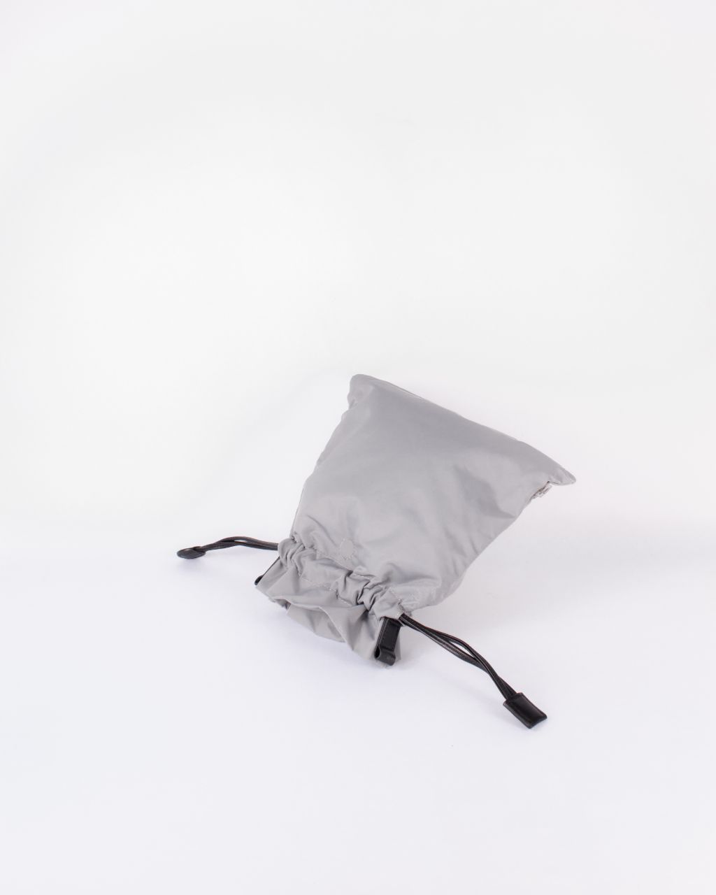 unisex beans bag in grey nylon  front