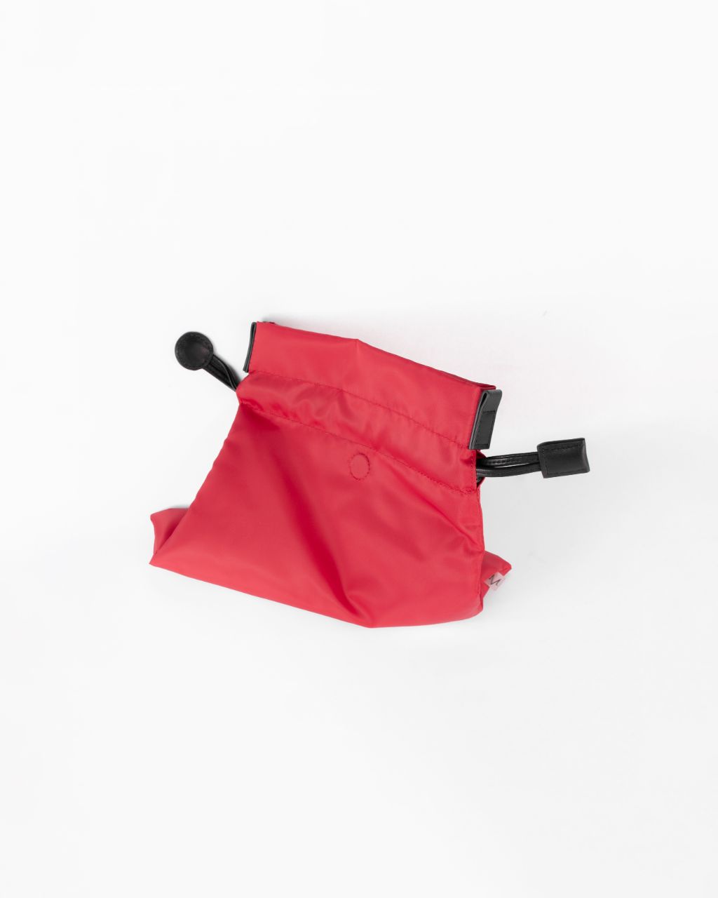 beans bag in red water repellent nylon and leather strap top