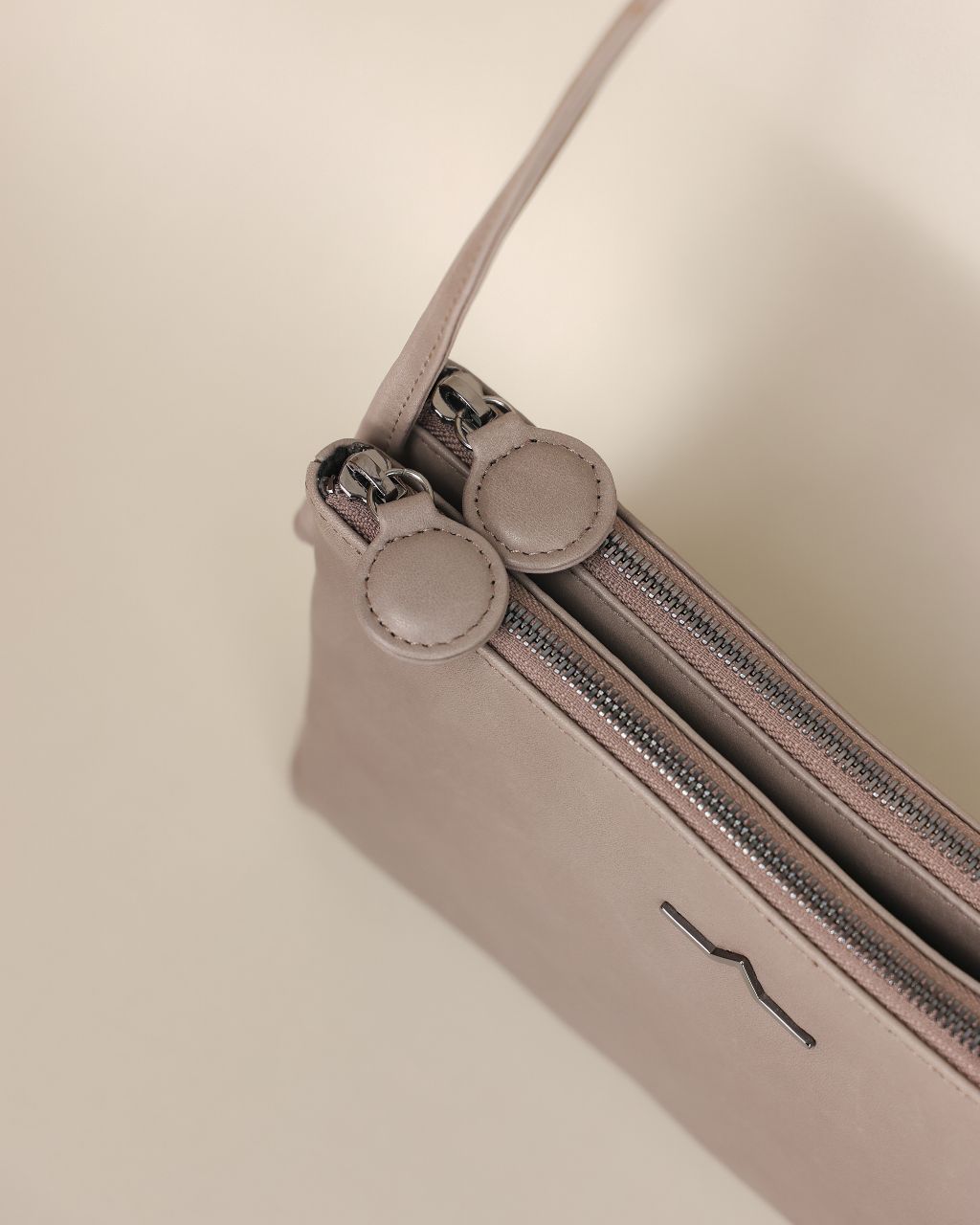 Double Zip Cross-Body Bag in HIPPO・TAT