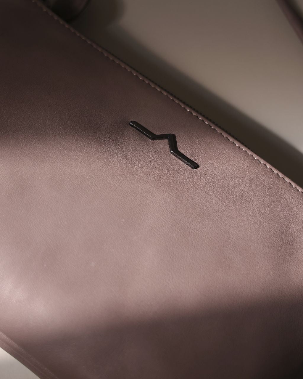 Double Zip Cross-Body Bag in HIPPO・TAT