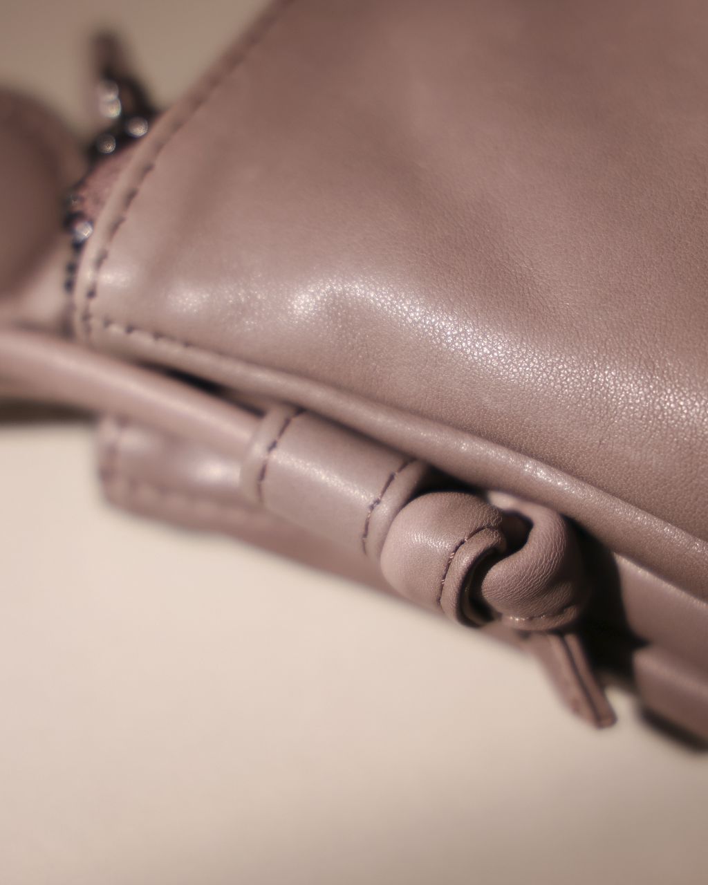 HIPPO Grey Double Zip Leather Cross-Body・Imperfect Item