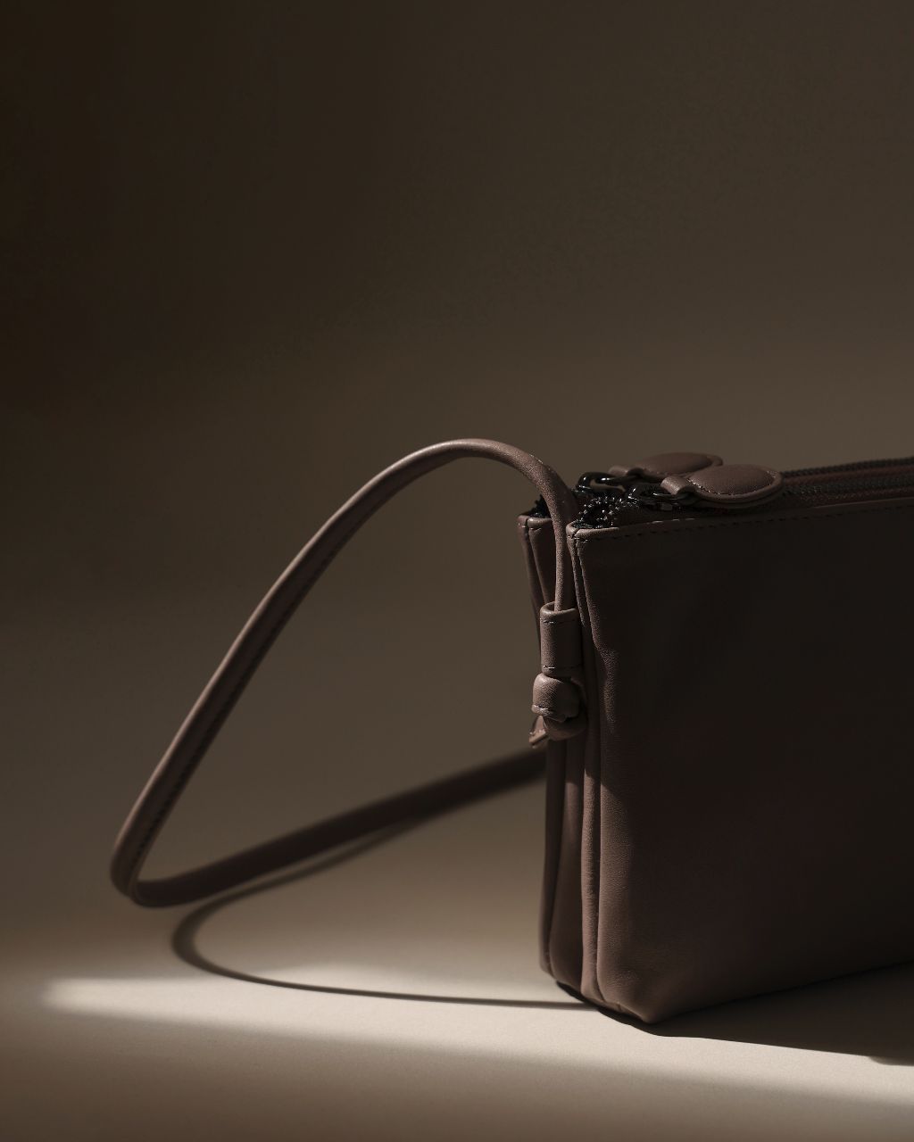 HIPPO Grey Double Zip Leather Cross-Body・Imperfect Item
