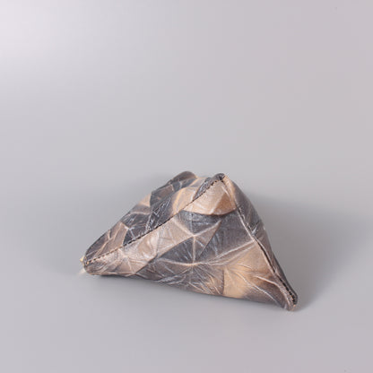 TAT_illusory mini pyramid_2290_hardrock_side