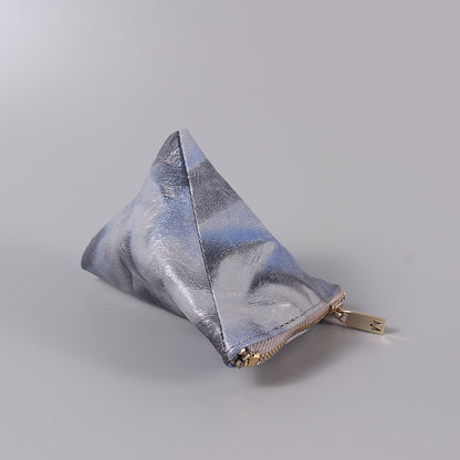TAT_illusory mini pyramid_2290_sliverblue_front with metal zipper