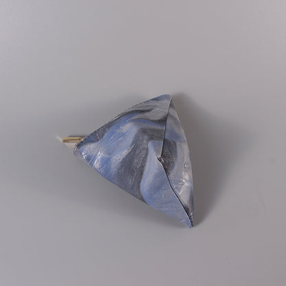 TAT_illusory mini pyramid_2290_sliverblue_top