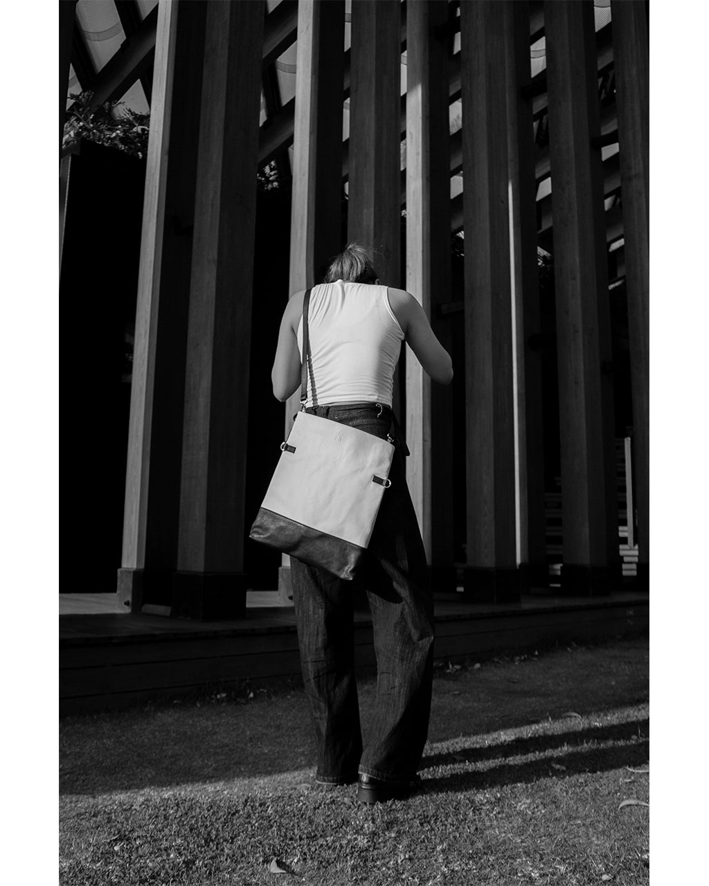 Two Tone Multi-Ways Shoulder Cross body Bag in B/W | TAT