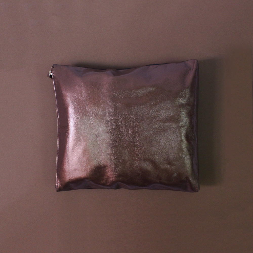 TAT_normcore_2tone_clutch_14582_bronze back top front
