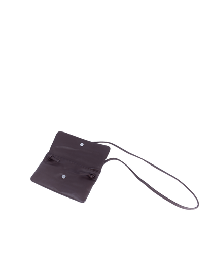 TAT_flap_crossbody_145633_brown-inside magnet tap