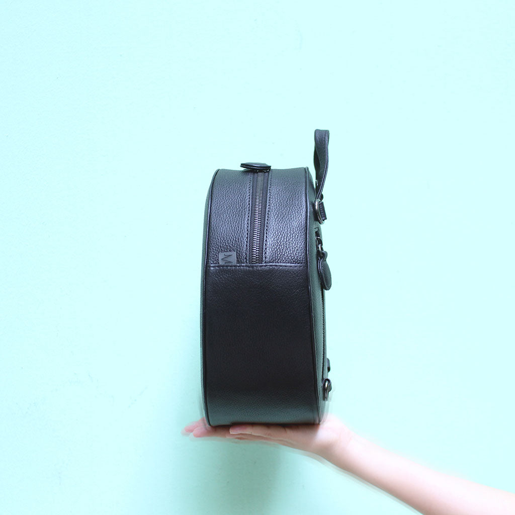 #ROLLROLLROLL Leather Round Backpack | TAT