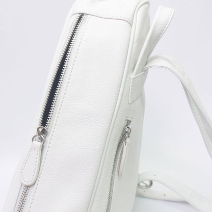 TAT_whysoserious_backpack_14596_white-side with zipper