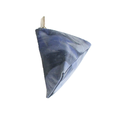 TAT_illusory mini pyramid_2290_sliverblue_front