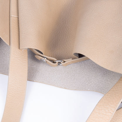 TAT_tote_191003_beige-bag mouth closure