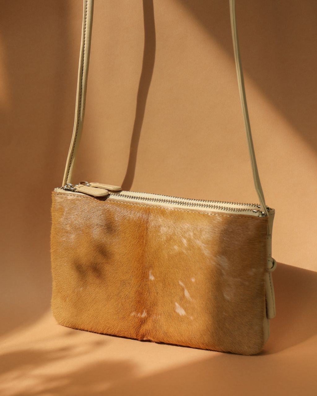 Pony Hair leather crossbody bag in beige TL-14632H_front