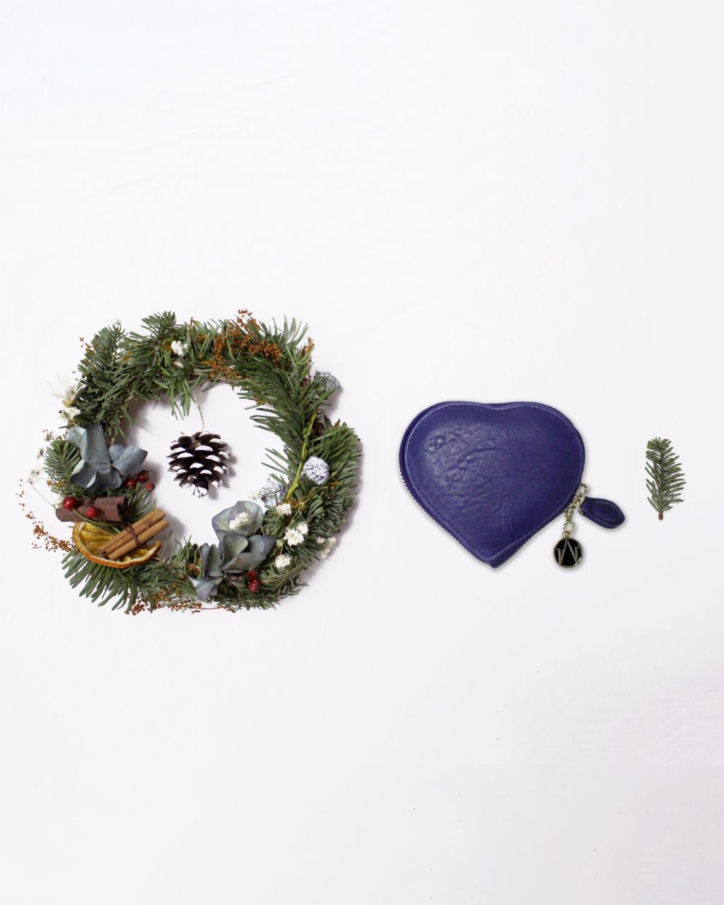 Christmas ring, heart shape coins purse in royal blue