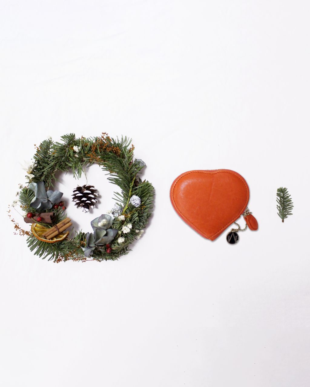 Christmas ring, heart shape coins purse in Orange